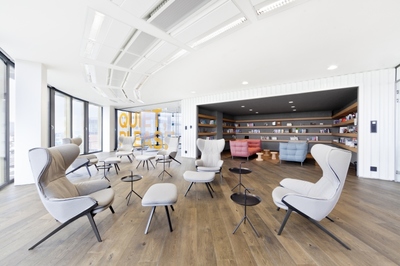 辦公家具怎樣制勝年輕人市場?